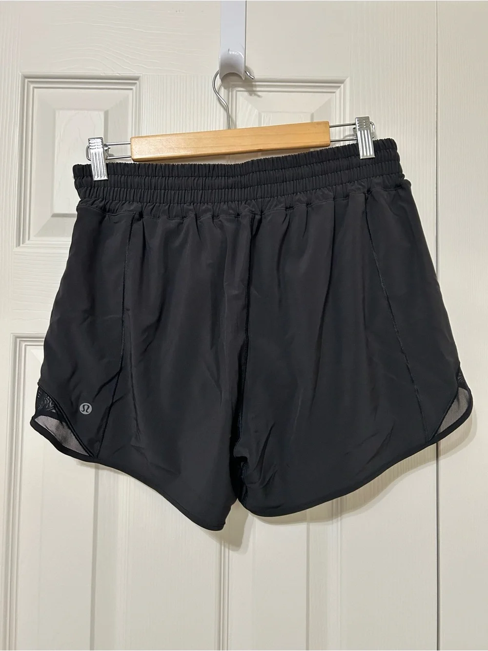 NEW lululemon athletica Black Hotty Hot High-Rise Lined Short 4